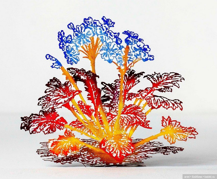 Жизнь и смерть сходятся в инсталляции «Чёрное поле» Цадок Бен-Давид (Zadok Ben-David) (фото 8)