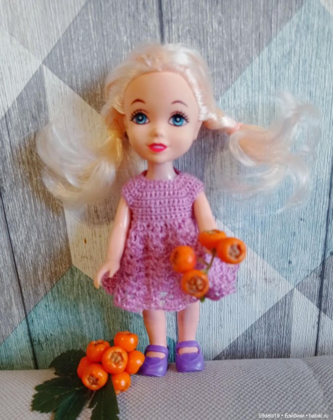 И снова малыши. Новые наряды