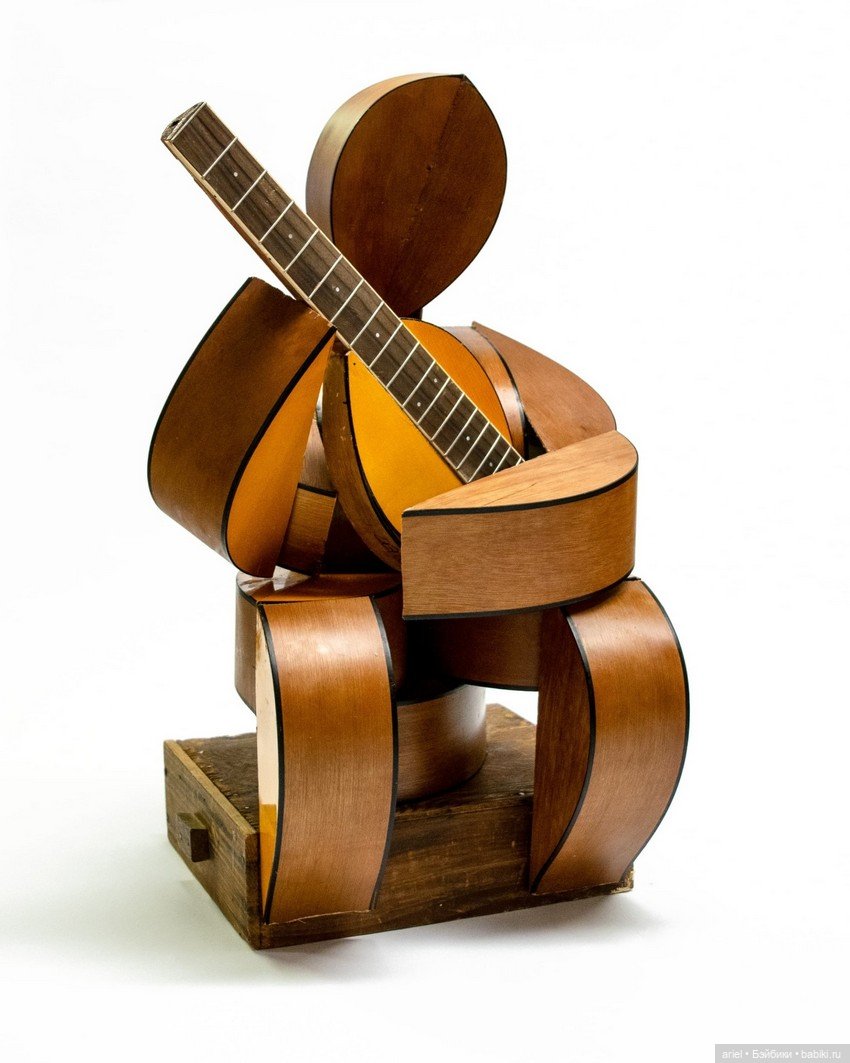 Серия скульптур «No Strings» художника Уилли Коула (Willie Cole) (фото 7)