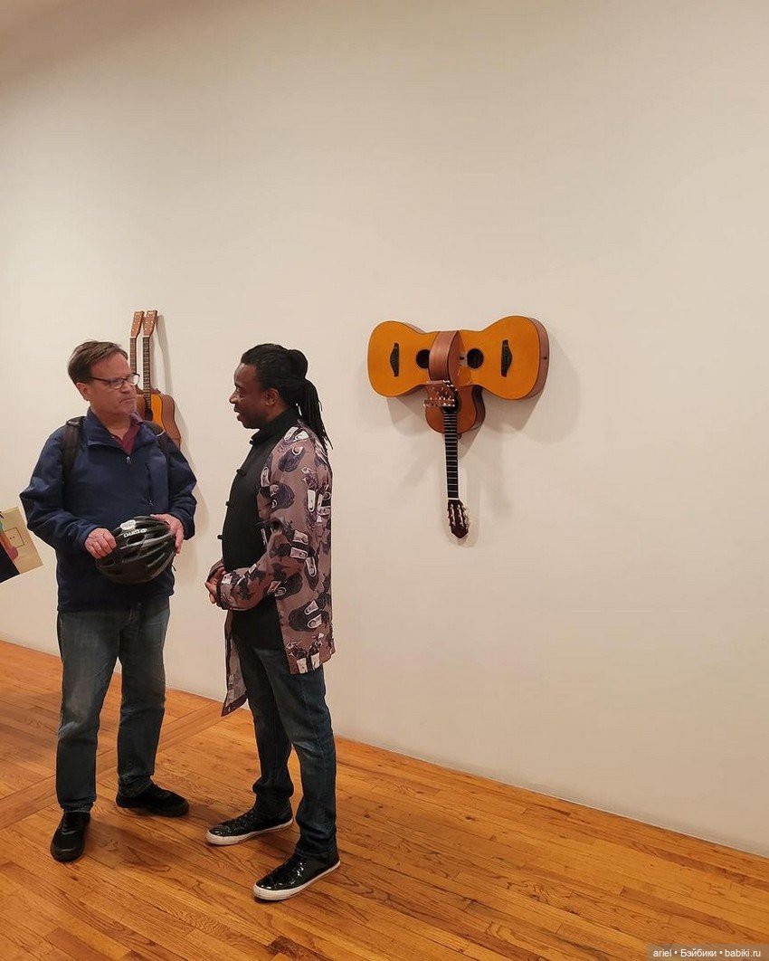 Серия скульптур «No Strings» художника Уилли Коула (Willie Cole) (фото 10)