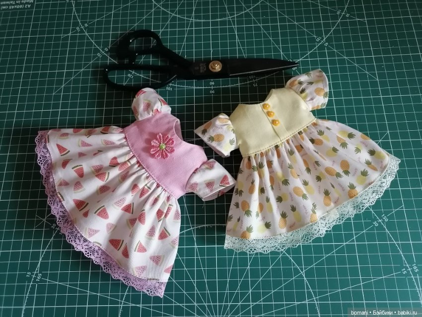 Лето закончилось, а фрукты круглый год. Фруктово-ягодная тема в нарядах для Солнышек от Марина Пау