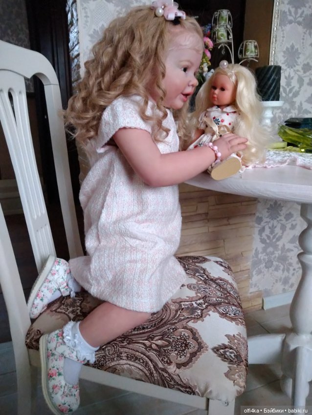 Куклы тоже любят играть. Кукла для куклы