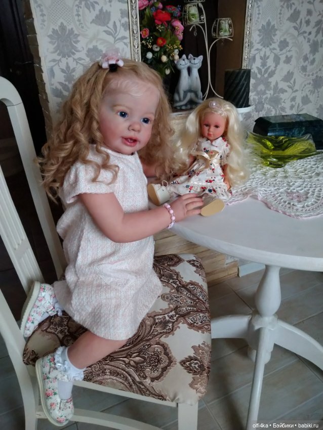 Куклы тоже любят играть. Кукла для куклы