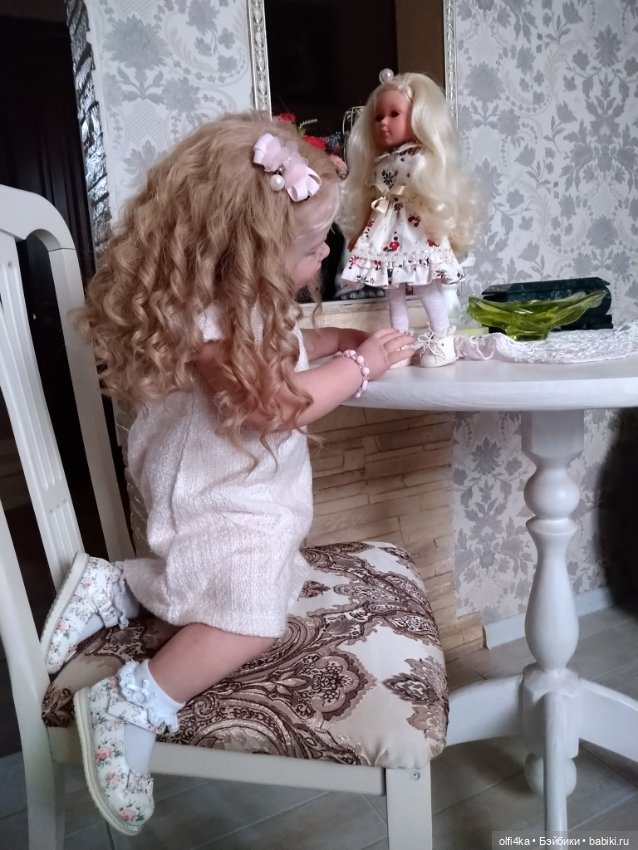 Куклы тоже любят играть. Кукла для куклы