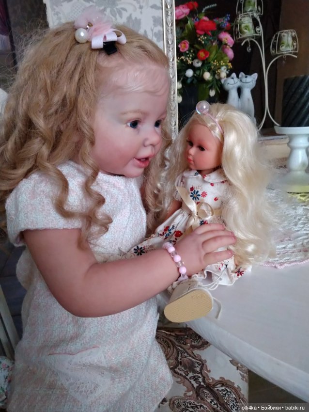 Куклы тоже любят играть. Кукла для куклы