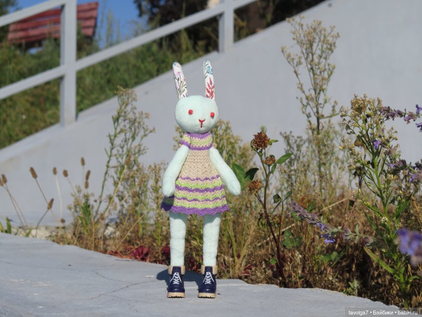 Зайка Мята и сентябрь — Авторские текстильные куклы: Вальдорфские (фото 7)