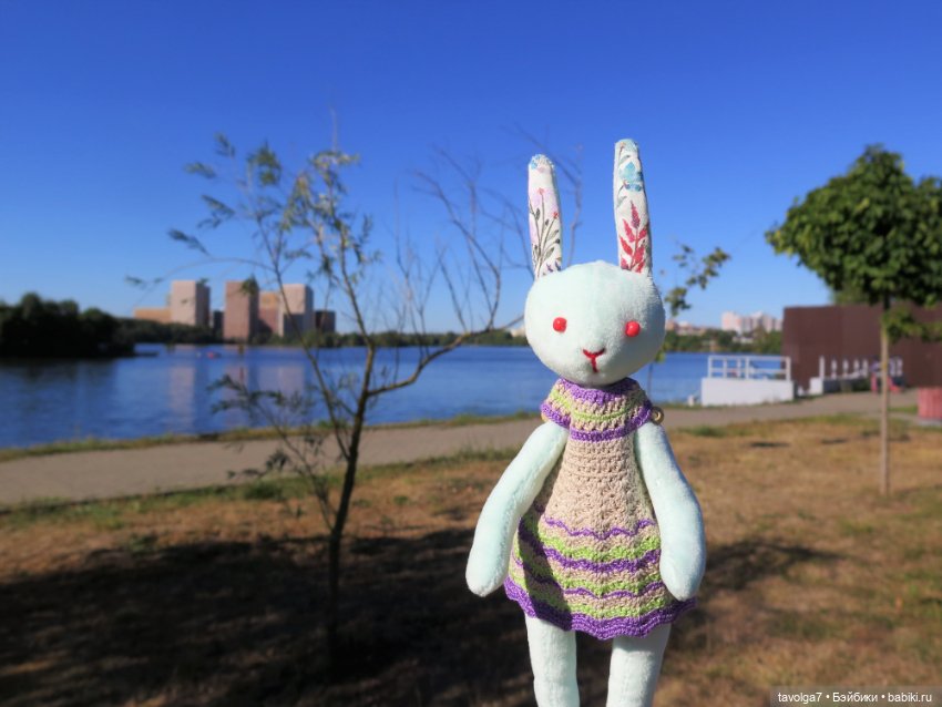 Зайка Мята и сентябрь — Авторские текстильные куклы: Вальдорфские