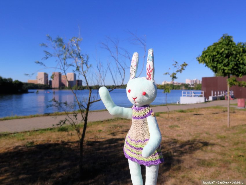 Зайка Мята и сентябрь — Авторские текстильные куклы: Вальдорфские