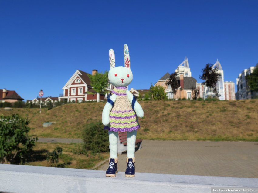 Зайка Мята и сентябрь — Авторские текстильные куклы: Вальдорфские