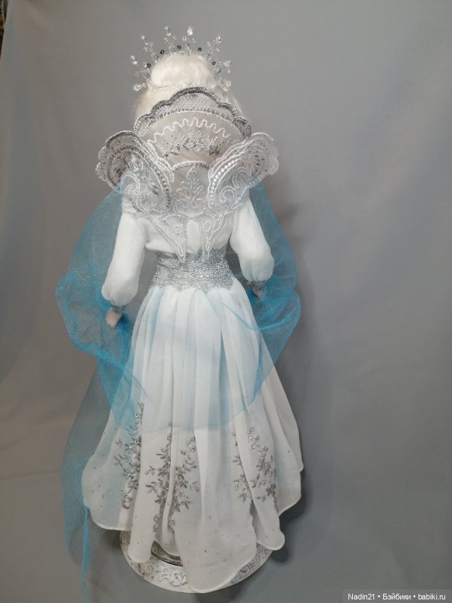 Авторская кукла "Снегурочка" (фото 4)