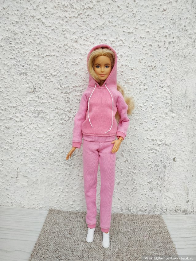 Бжд vs Барби, подружки с общей одеждой (фото 4)