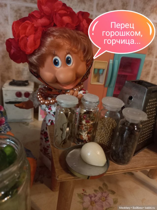 Весёлые картинки. Фаина и Анфиса маринуют огурцы (фото 4)