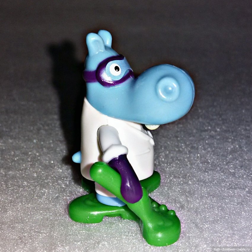 ...В моём детстве бегемотикам глаза не приходилось наклеивать (фото 2)