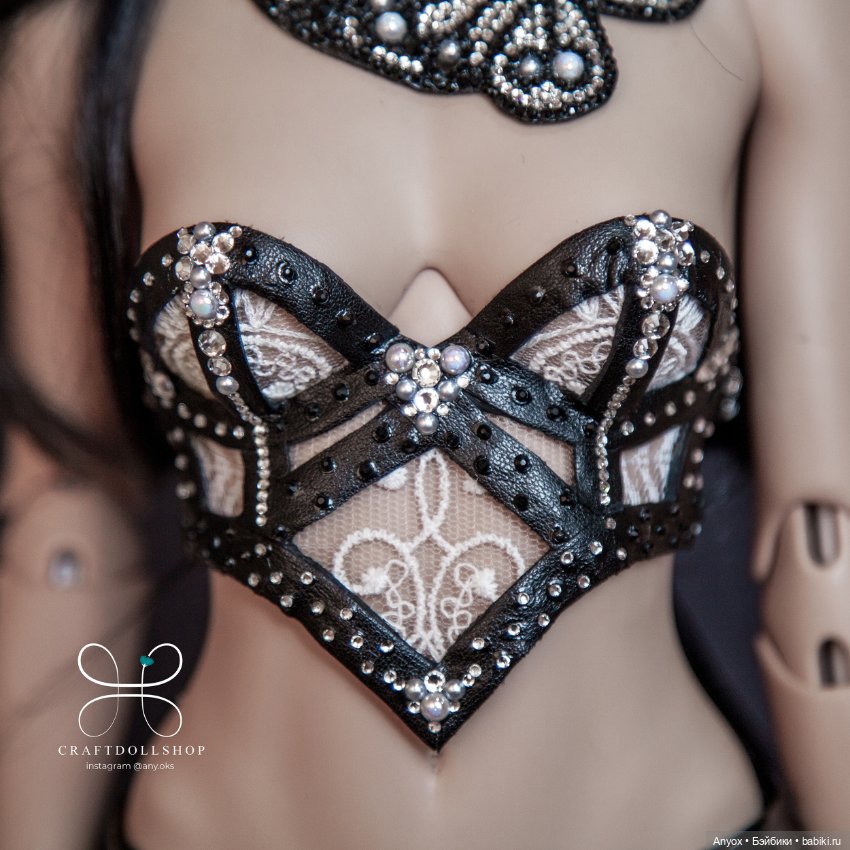 Бабочки из страз — Одежда и обувь для кукол своими руками: фото (фото 2)
