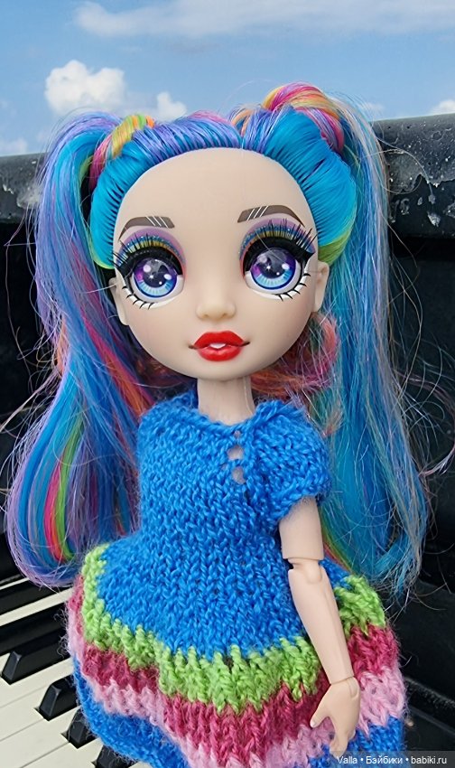 Продолжаем гулять — Куклы Rainbow High (Рейнбоу Хай