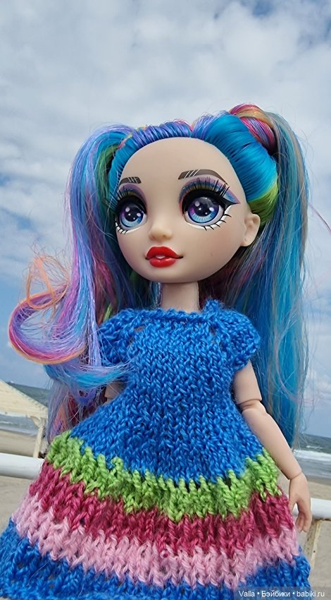 Продолжаем гулять — Куклы Rainbow High (Рейнбоу Хай