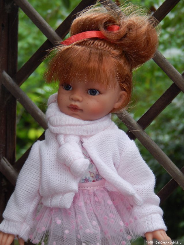 Есть в осени первоначальной