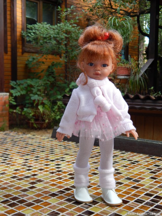 Есть в осени первоначальной