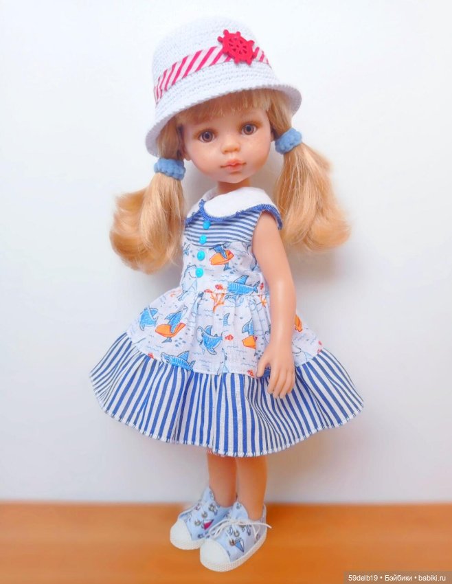 Кукольный гардероб: одежда с морской тематикой
