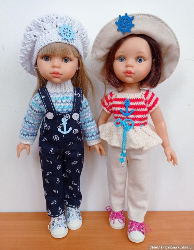 Кукольный гардероб: одежда с морской тематикой