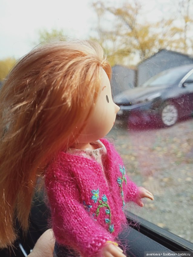 На ковре из жёлтых листьев... Прогулка Мари,Николь и Ии (фото 2)