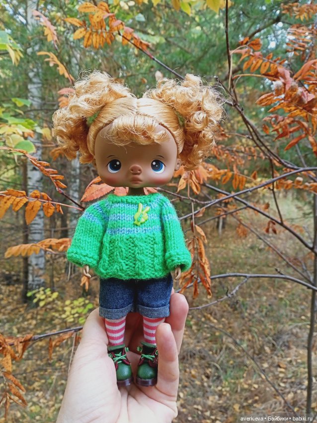 На ковре из жёлтых листьев... Прогулка Мари,Николь и Ии (фото 6)