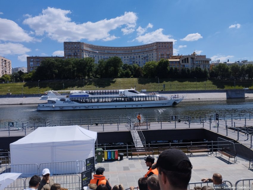 Что посмотреть. Как посмотреть. Куда на время послать родственников (фото 7)