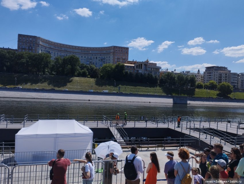 Что посмотреть. Как посмотреть. Куда на время послать родственников (фото 2)