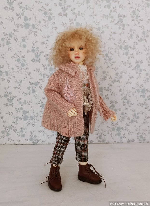 Вяжу куколкам.. осенние наряды для Розы