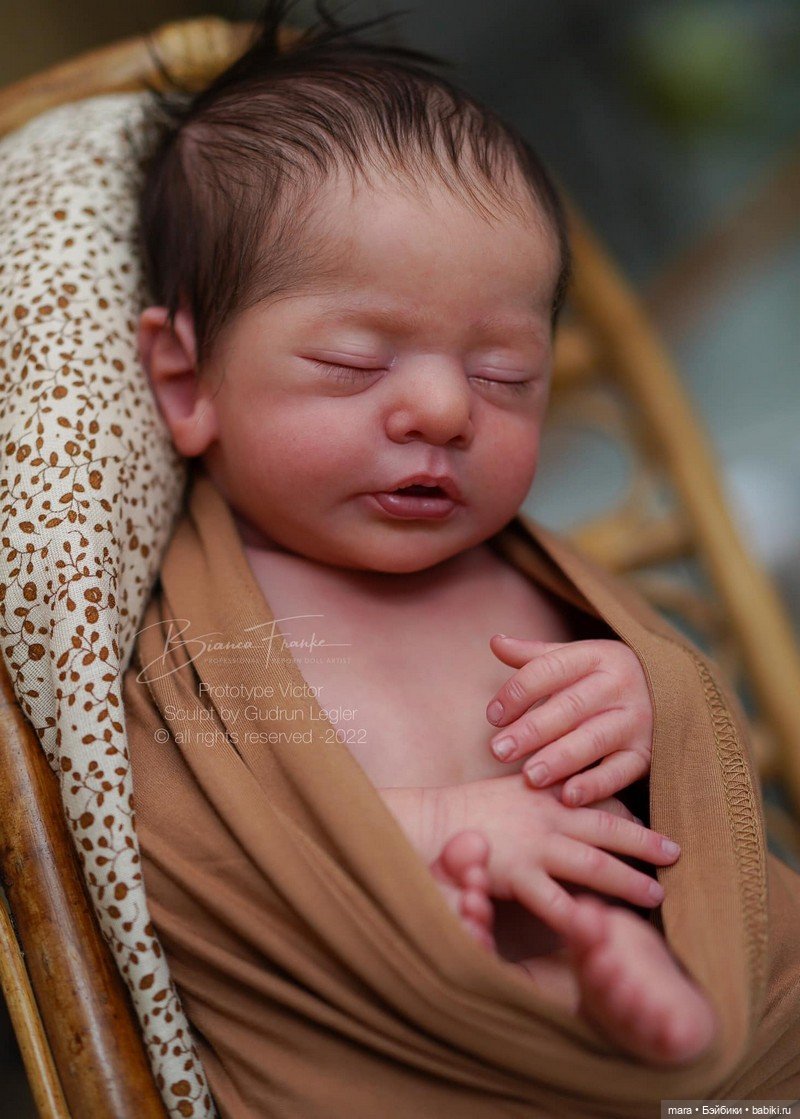 Victor скульптора Gudrun Legler, автор прототипа Bianca Franke