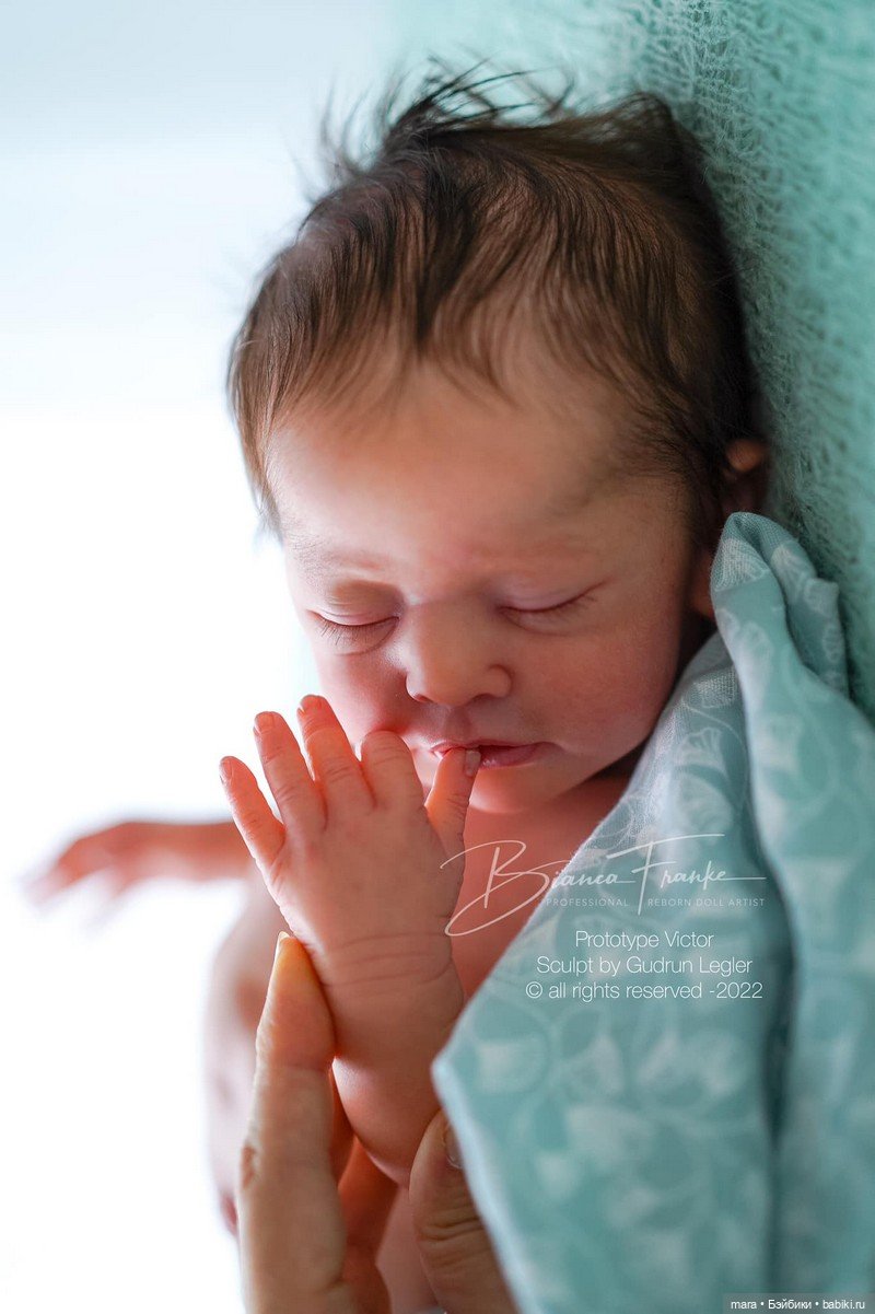 Victor скульптора Gudrun Legler, автор прототипа Bianca Franke