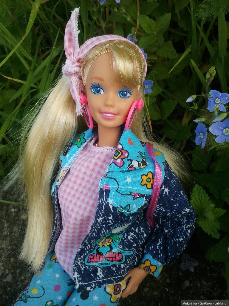 Клара и щелкунчик 4 королевства куклы. Барби дисней фан 1996. Барби принцесса жасмин дисней. Куклы барби принцессы диснея. Барби жасмин дисней.