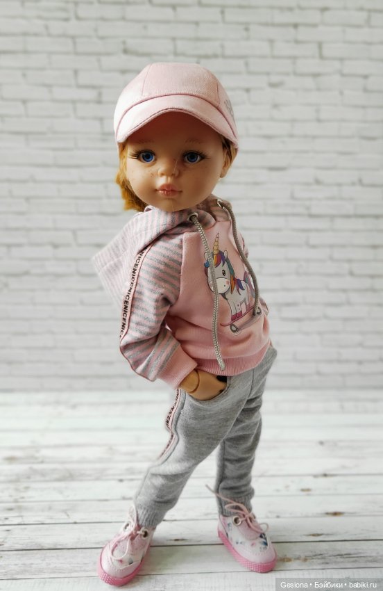 Наряжаемся — Одежда и обувь для кукол своими руками: фото