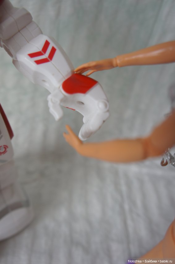 История про девушку и робота. Часть 1 (фото 8)