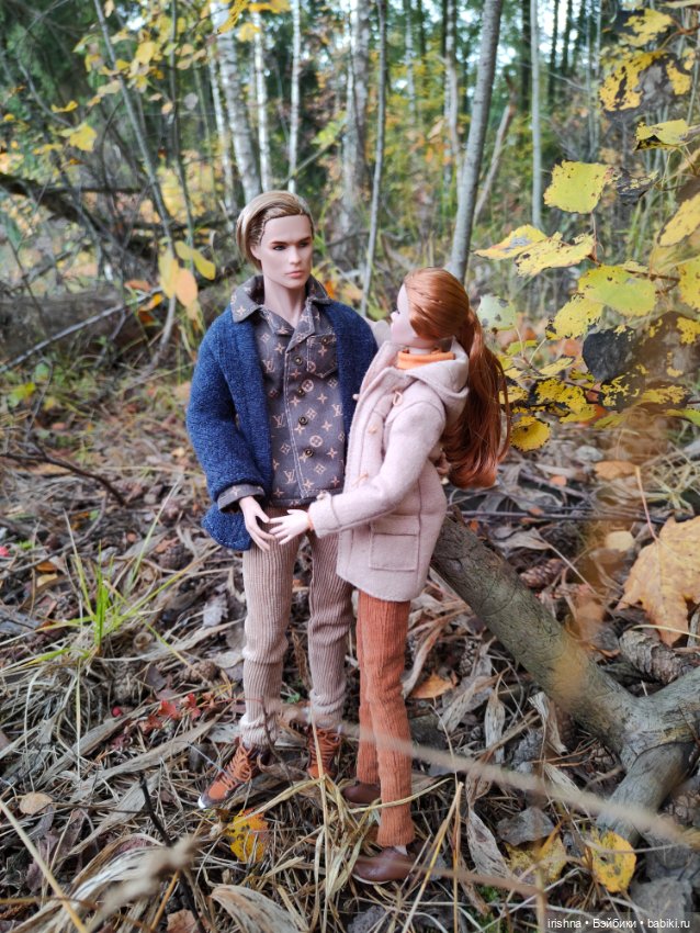 Майло и Поппи Паркер осенняя прогулка