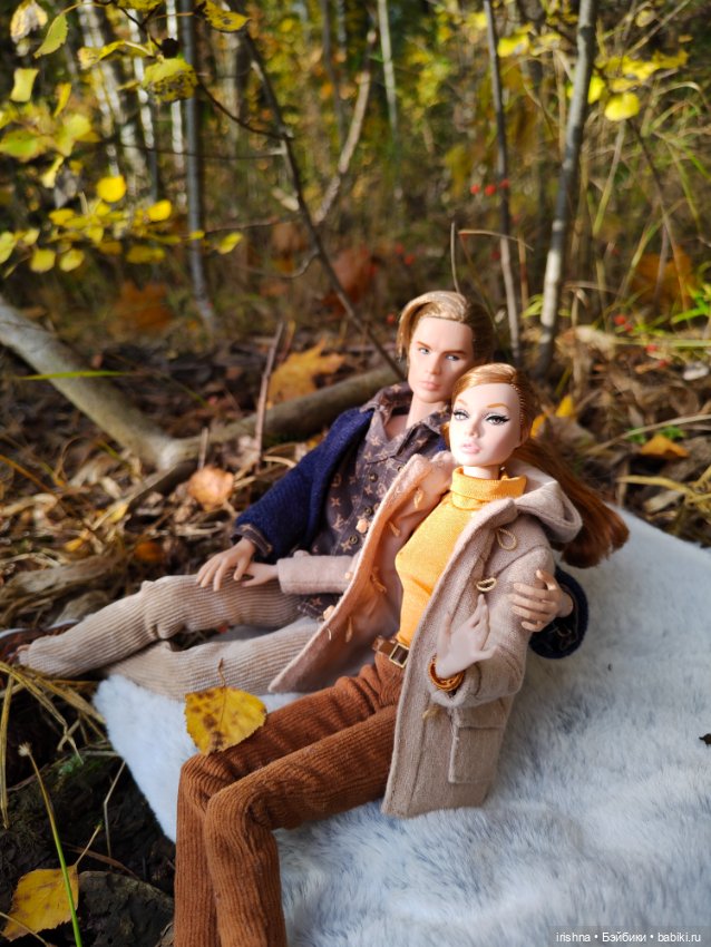 Майло и Поппи Паркер осенняя прогулка