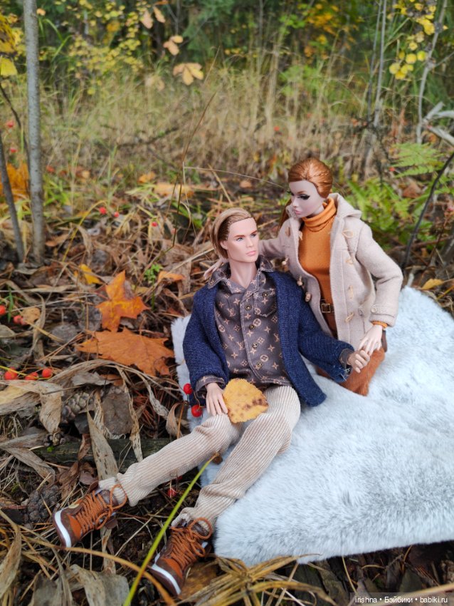 Майло и Поппи Паркер осенняя прогулка