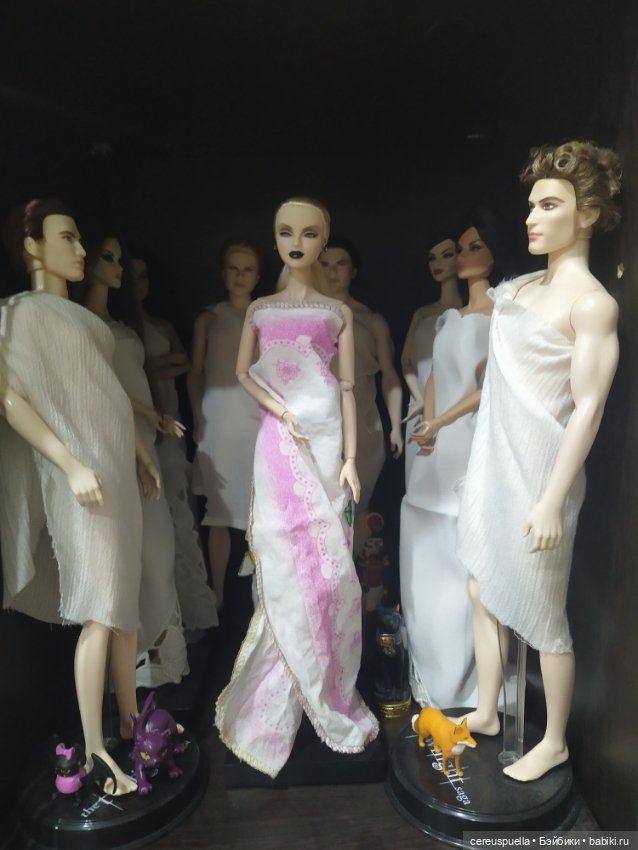 Кукольные полочки — Домашние коллекции кукол: фото собраний (фото 5)