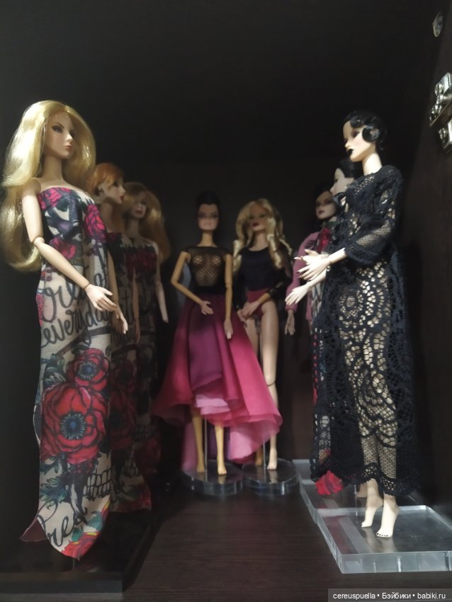 Кукольные полочки — Домашние коллекции кукол: фото собраний