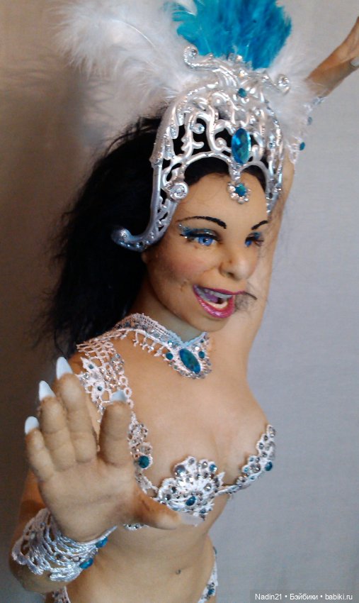 Текстильная кукла Красотка из Рио (фото 4)