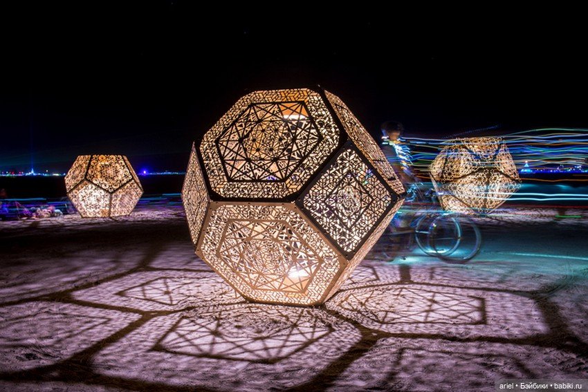 Геометрические скульптуры от креативного дуэта HYBYCOZO (фото 5)