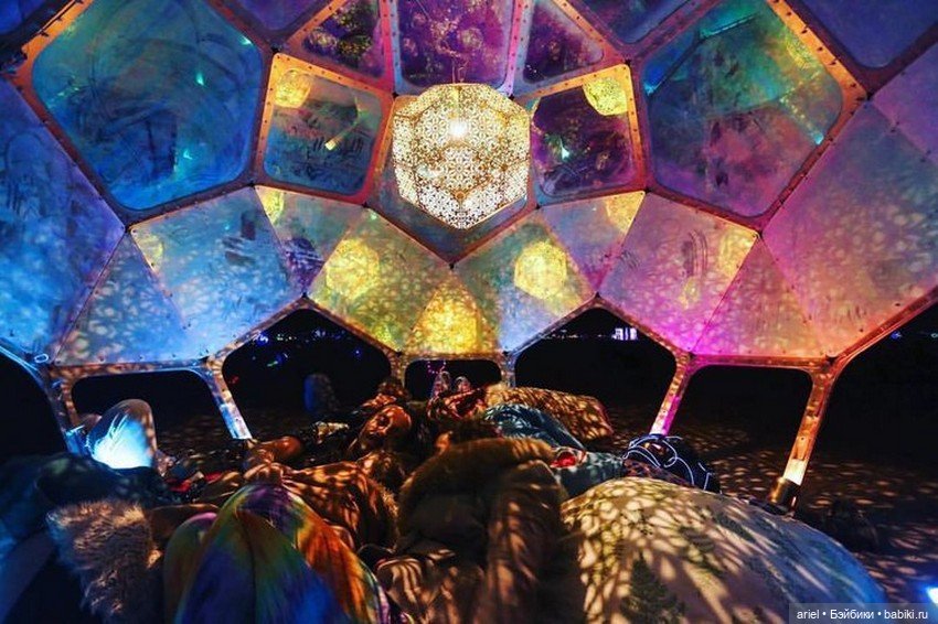 Геометрические скульптуры от креативного дуэта HYBYCOZO (фото 10)