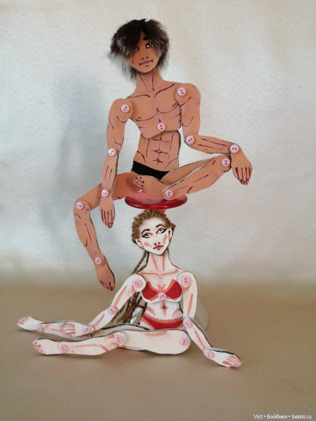 Картонная пара Топик номер один