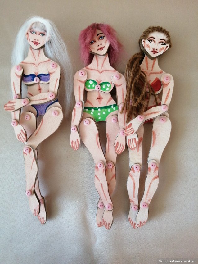 Картонная пара Топик номер три