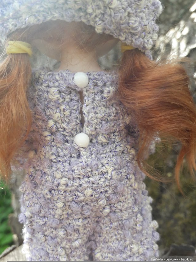 Из фантазийной пряжи — Одежда и обувь для кукол своими руками: фото
