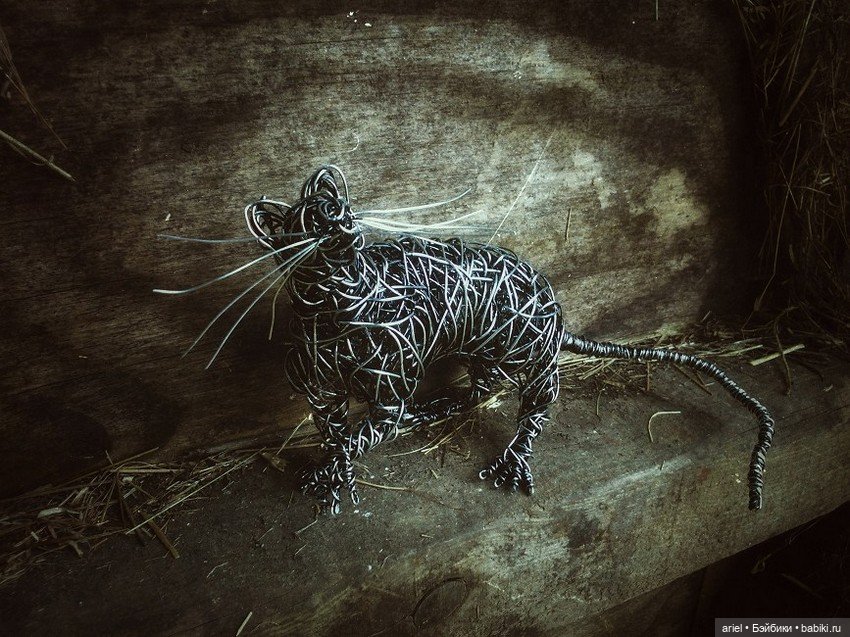 Скульптуры из проволоки от Кэндис Бис (Candice Bees)