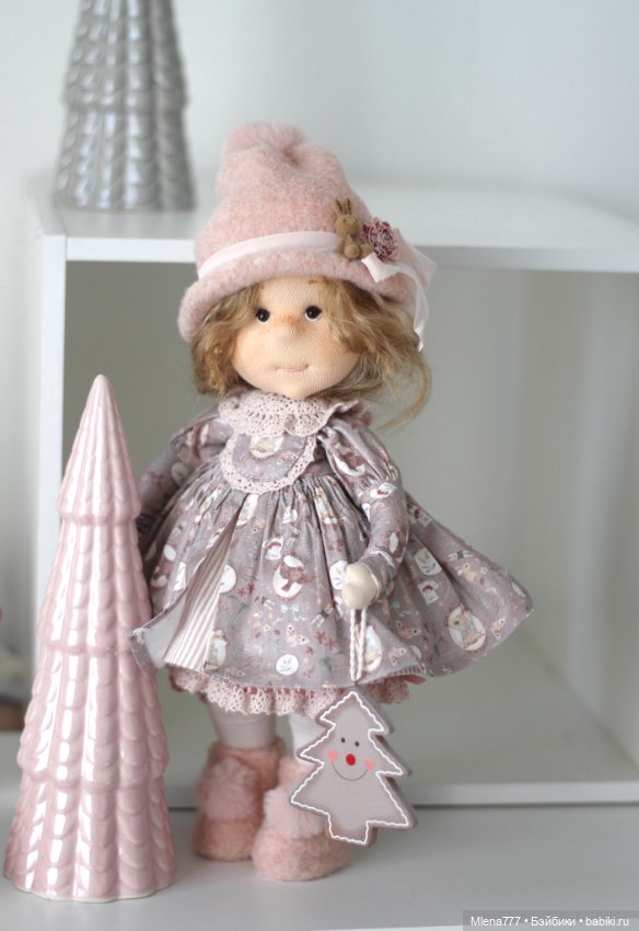 Мишель интерьерная текстильная кукла (фото 3)