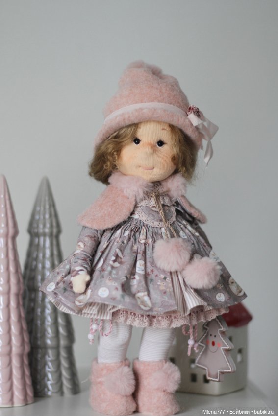 Мишель интерьерная текстильная кукла (фото 6)