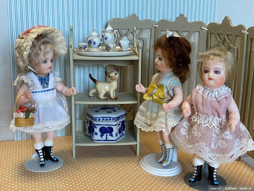 Три грации — Редкие антикварные куклы и реплики: воск