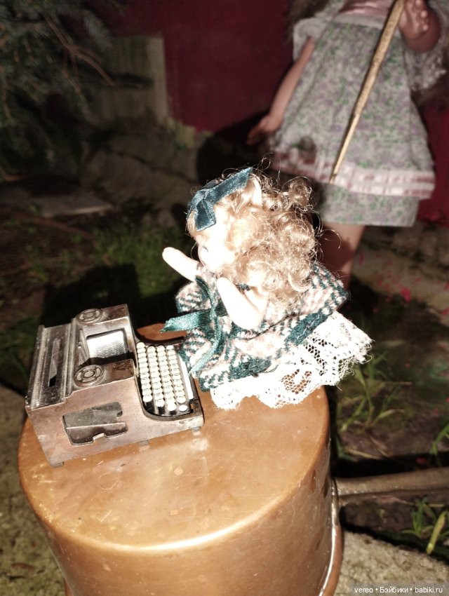 Мила, ну как без неё. Начало показа других моих любимиц